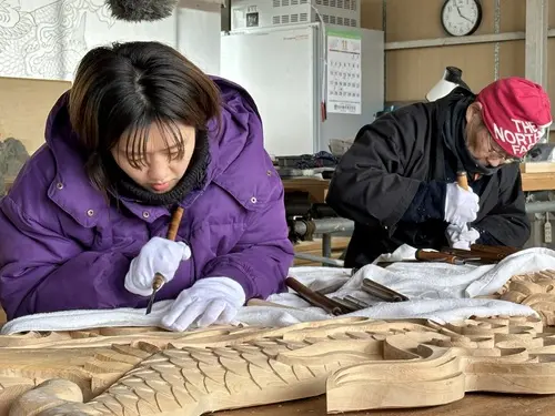 よみがえる首里城
彫刻師と龍の軌跡